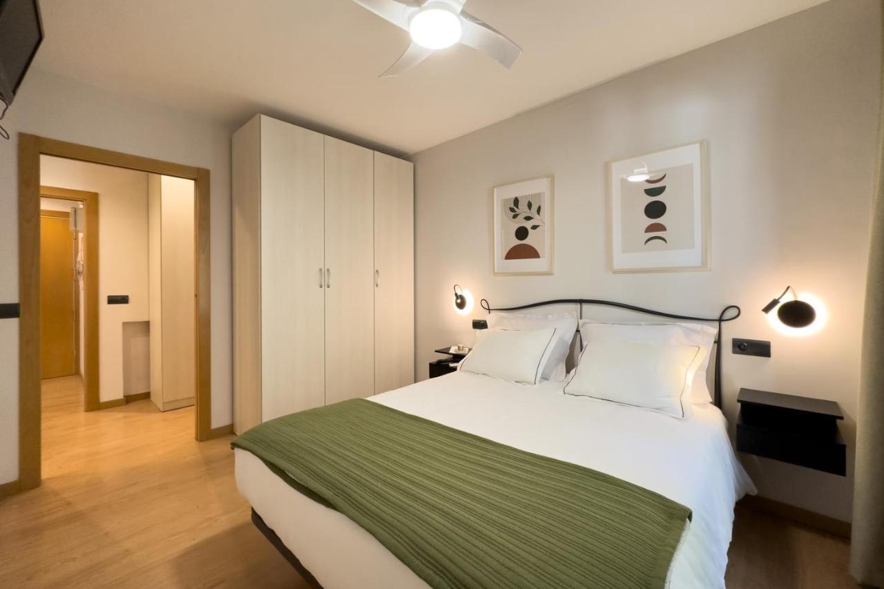 Stay Barcelona Sant Antoni Exterior foto
